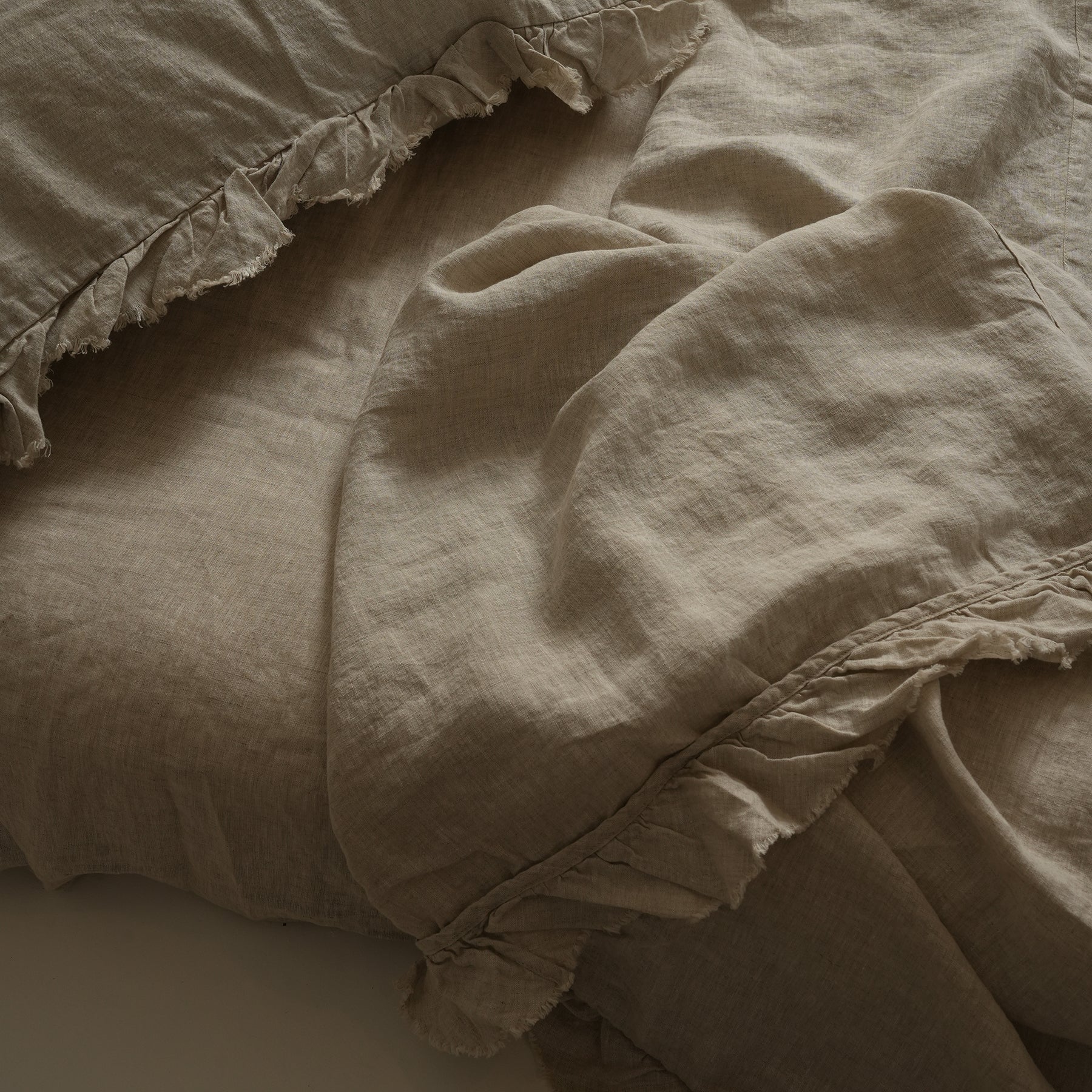 100% French Flax Linen Ruffle Edge Sheet Set- Natural Oat - Image 5