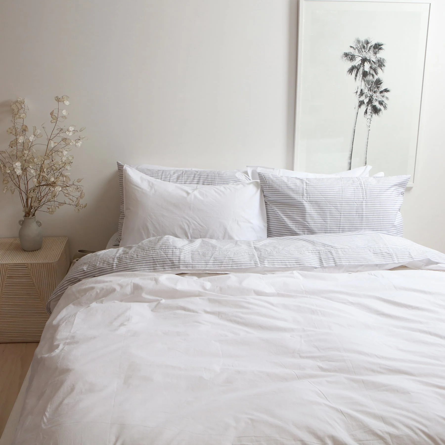 100% Stonewashed Cotton Duvet Set- White - Image 4