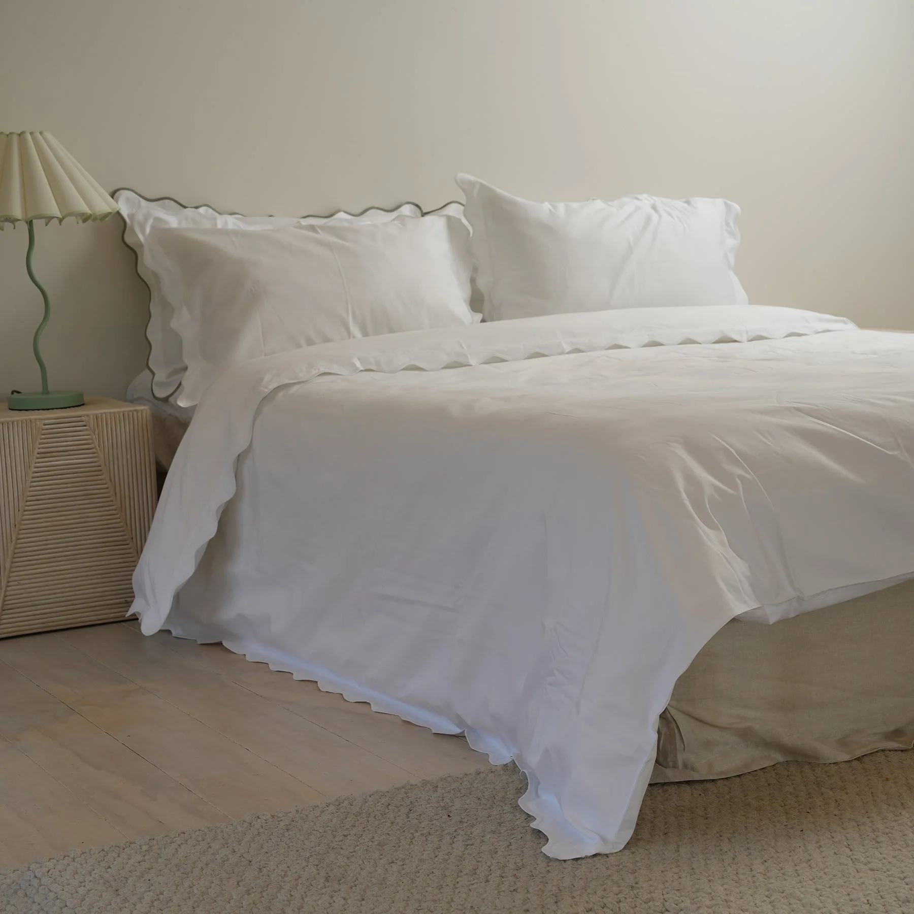 Celine Duvet Set- White - Image 3
