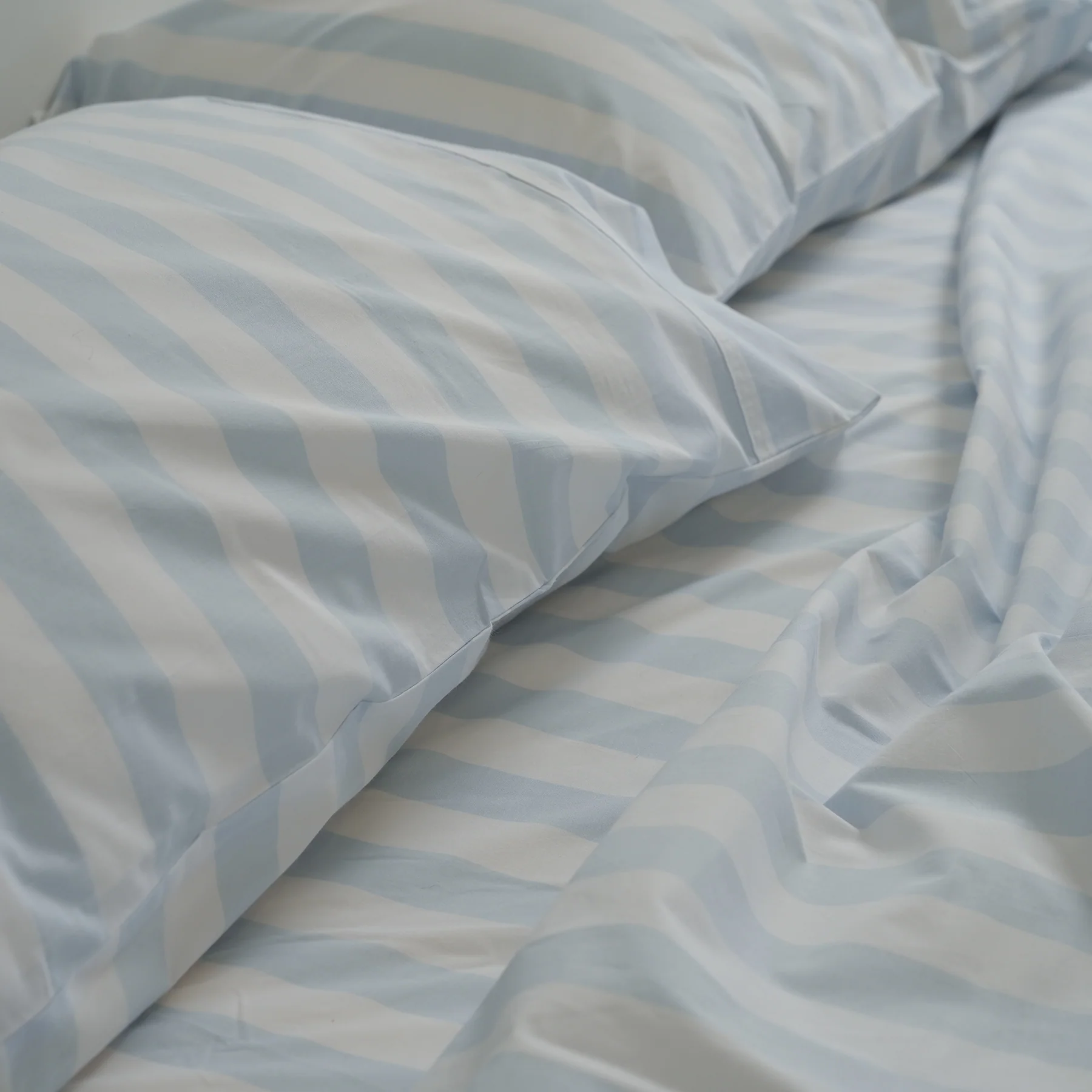 100% Stonewashed Cotton Sheet Set- Sky Blue Stripe - Image 3