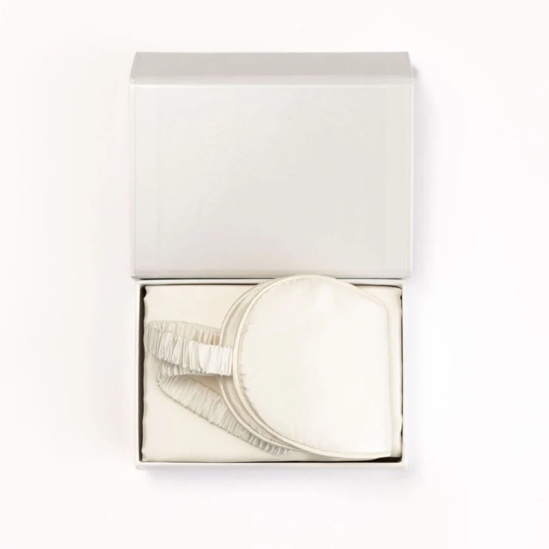 100% Pure Silk Gift Set- Milk - Image 3