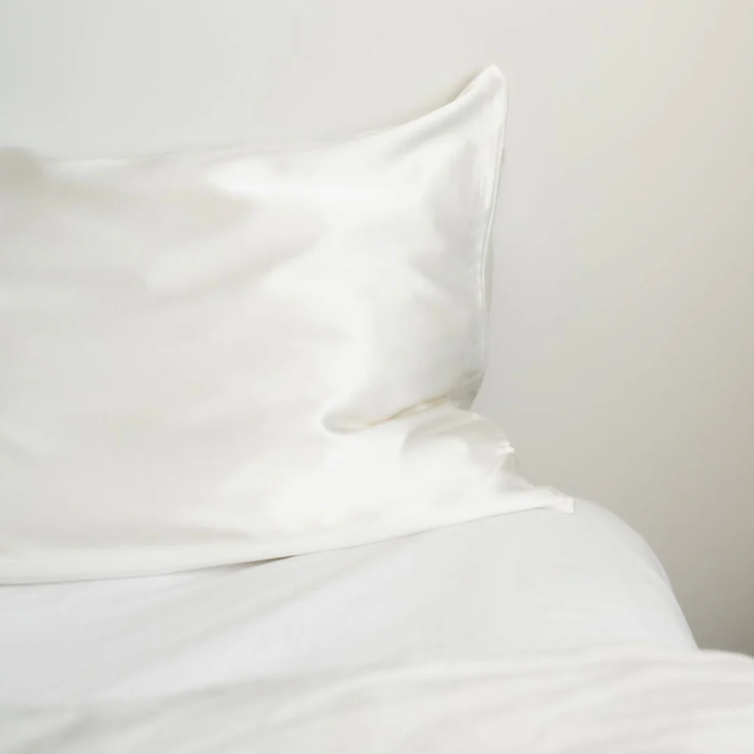 100% Pure Silk Pillowcase - Milk - Image 9